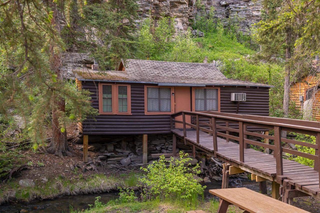 Harney Camp Cabins ヒル・シティ エクステリア 写真